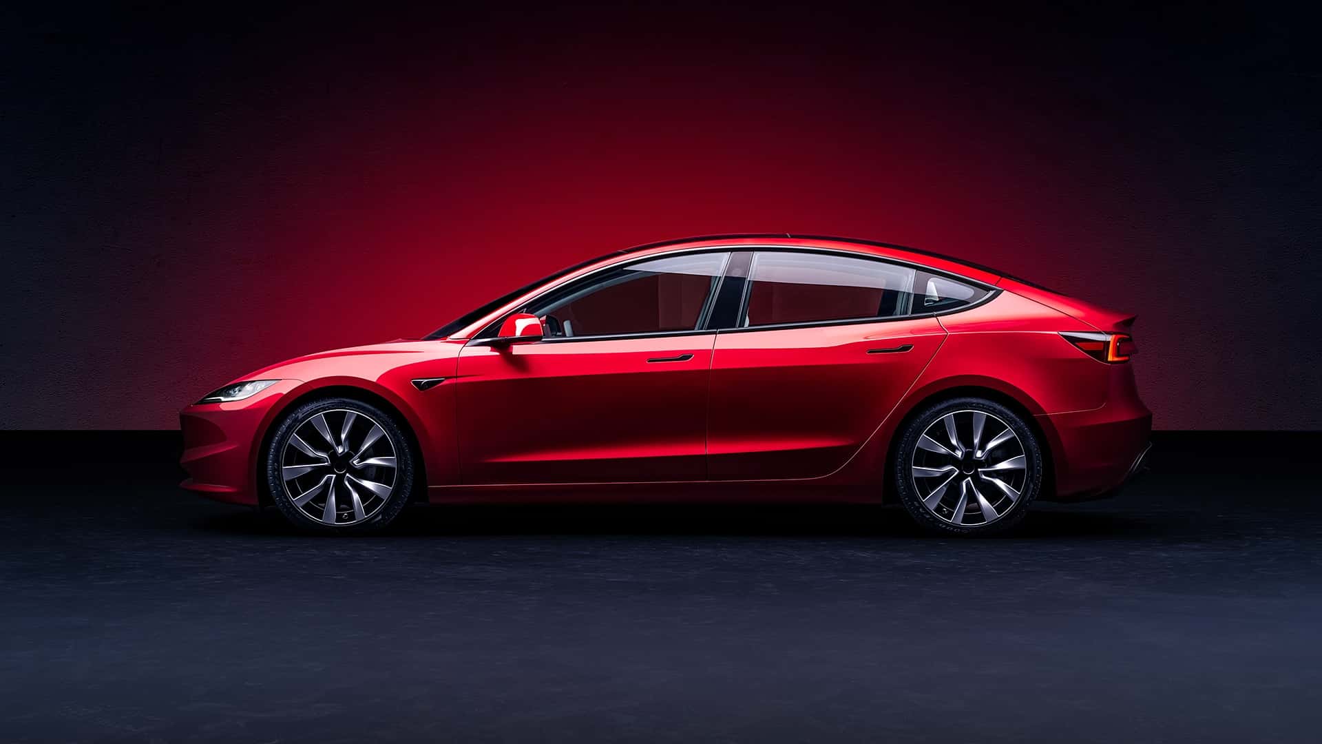 La Tesla Model 3 Long Range RWD promette 702 km di autonomia 1