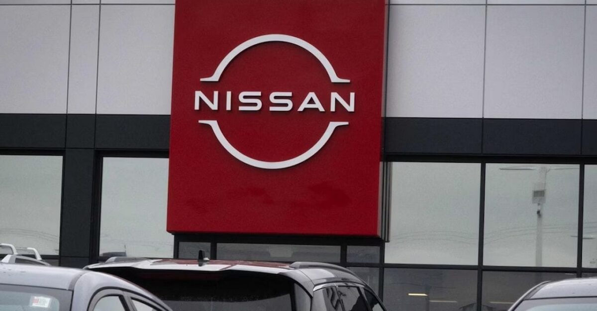 I giapponesi vogliono convincere Tesla a investire in Nissan 1