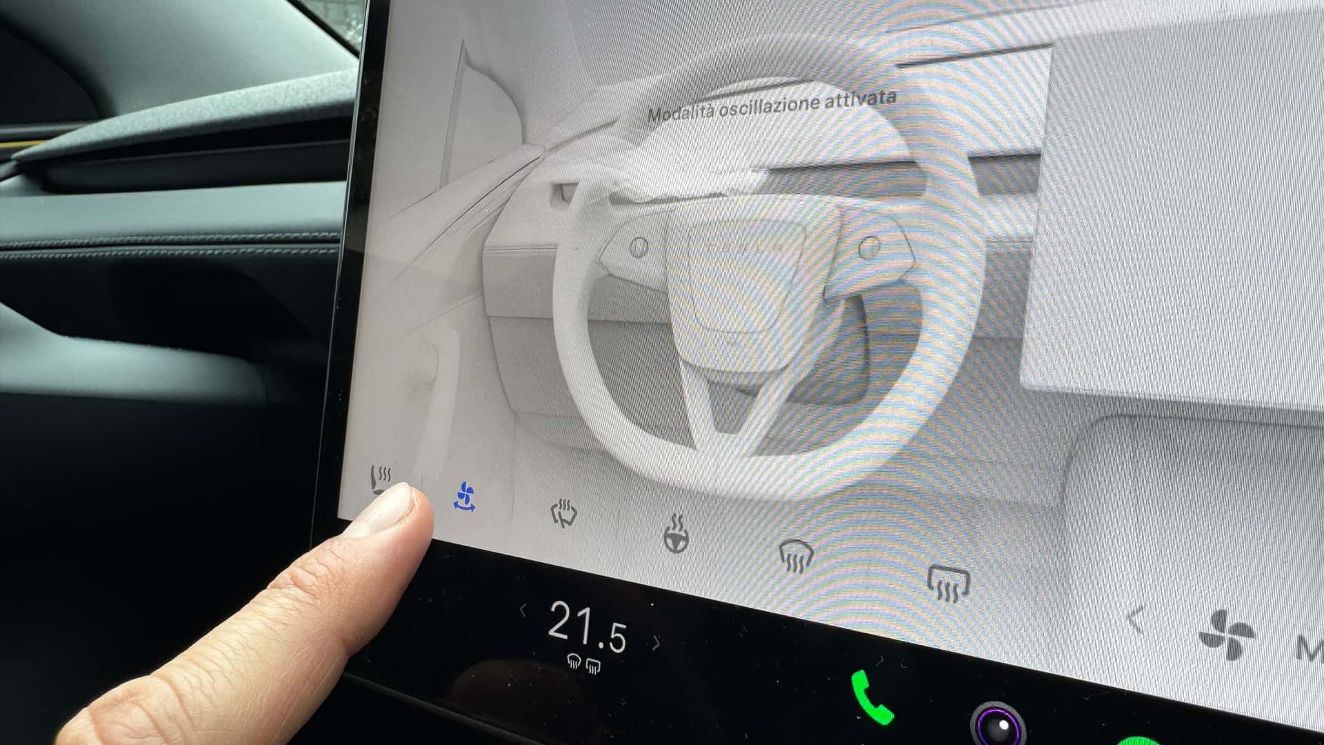 Tesla ha inventato il primo climatizzatore auto “oscillante” 1