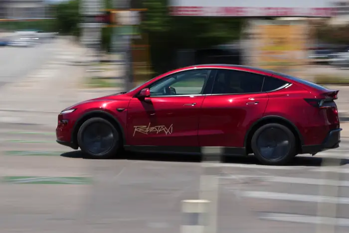 Robotaxi Tesla: parte l’era del taxi autonomo 1