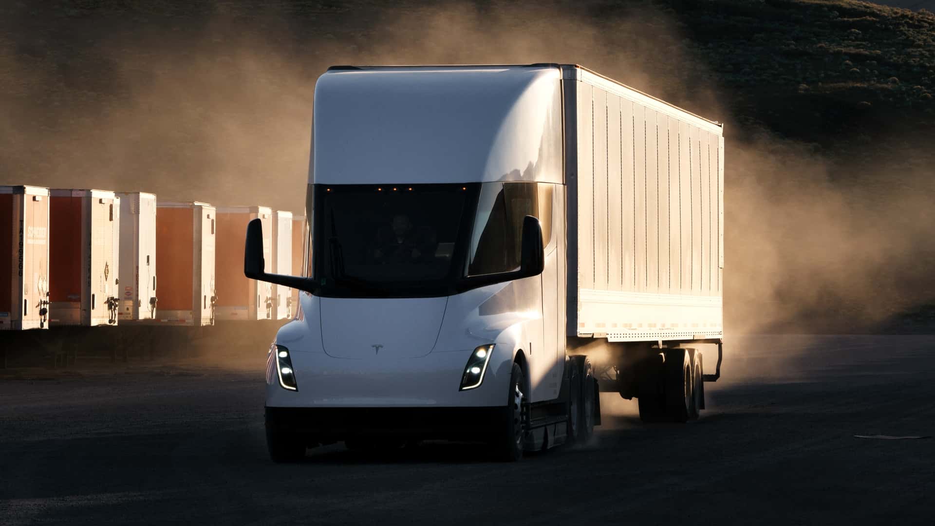 Il camion elettrico Tesla potrebbe sbarcare in Europa nel 2026 1