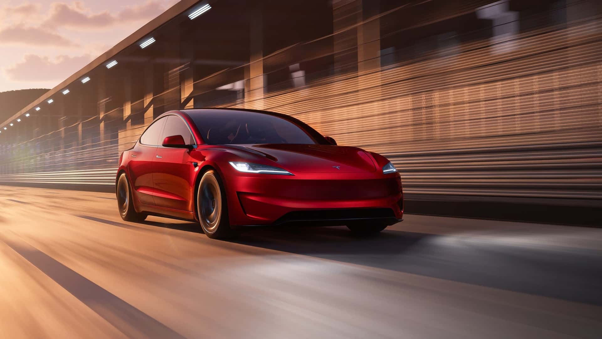 ha più di 800 km di autonomia 1
