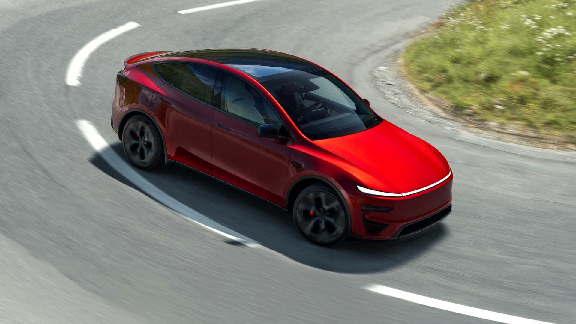 Tesla Model Y Performance 460 CV, 580 km di autonomia, i prezzi 1