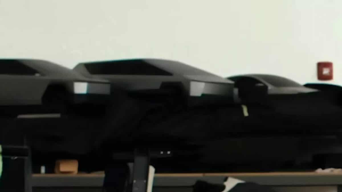 Un Tesla CyberSUV all’orizzonte? Un video anticipa un misterioso modello 1